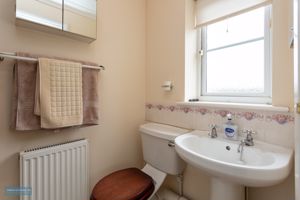 En-suite- click for photo gallery